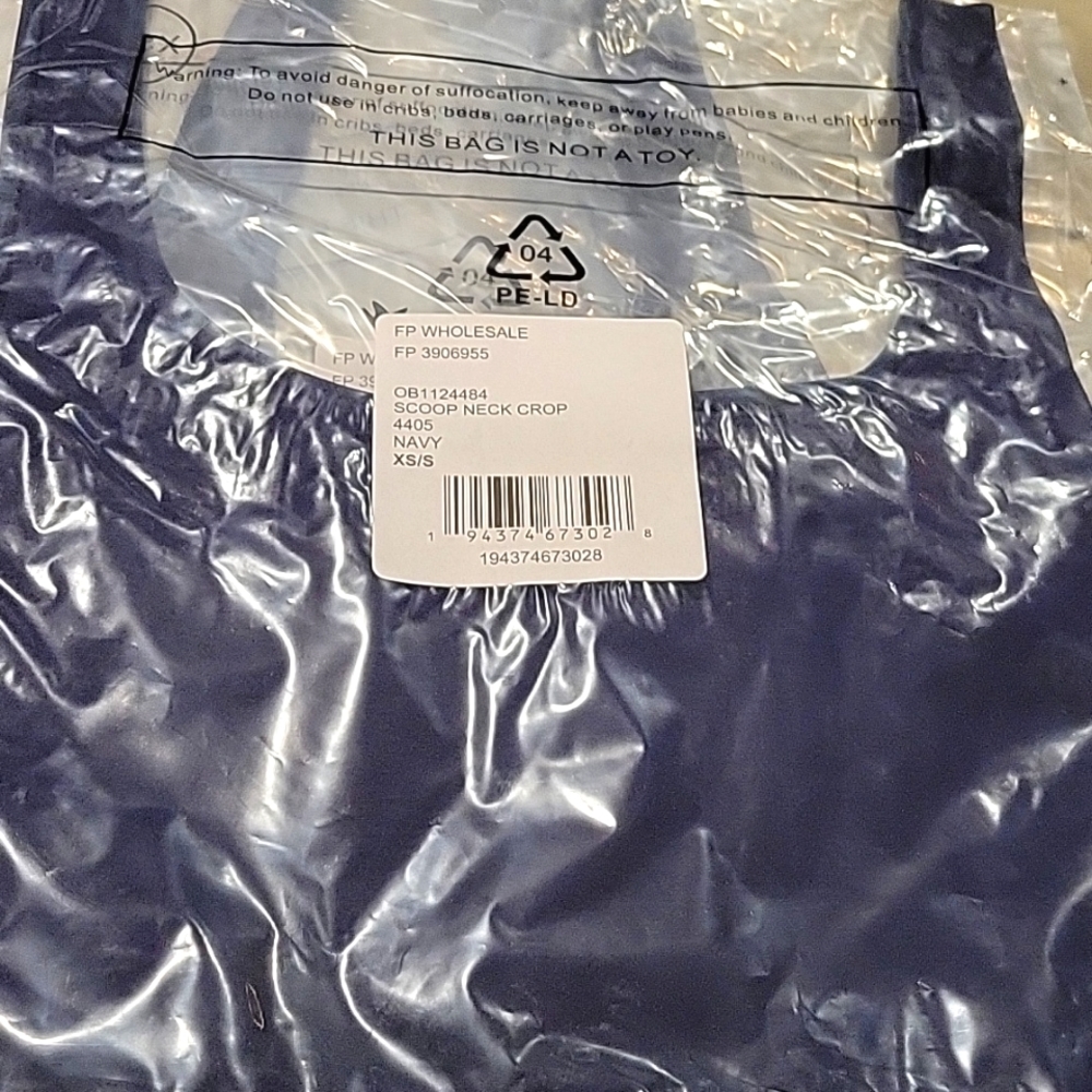 FREE People Scoop Neck Crop in Navy / Brami Bra Tank Top NEW - Picture 5 of 5